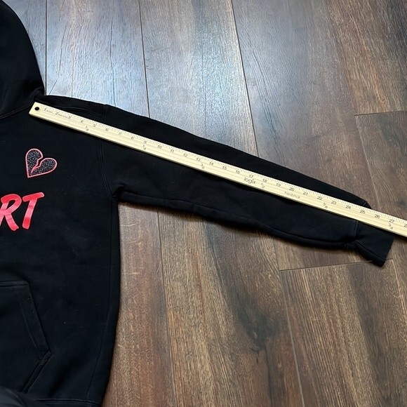 Flirt FU Middle Finger Heartbroken Hoodie Sweatshirt size Small Black Red Heart - Picture 15 of 15